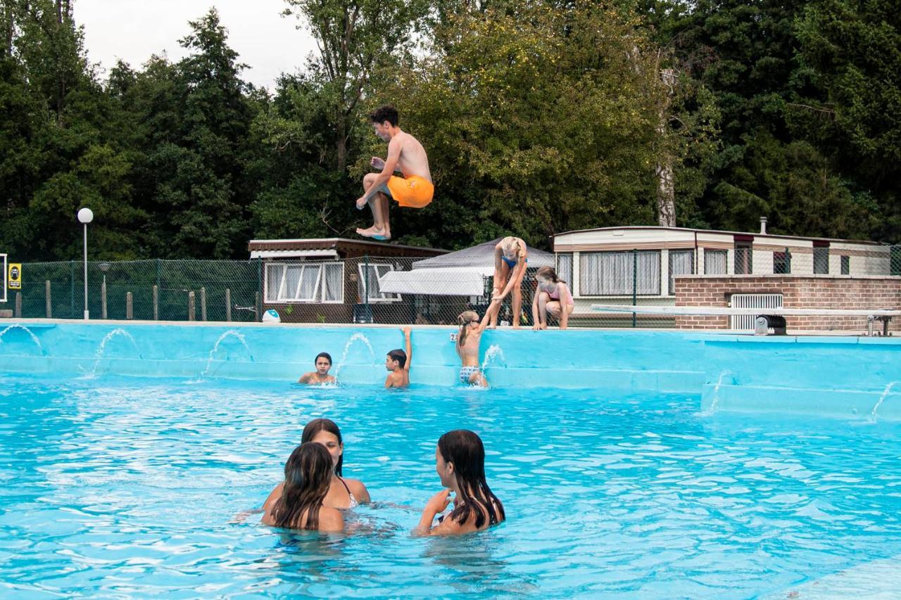 Vakantiepark Wilhelm Tell Vakantieappartement Opglabbeek Ngoại thất bức ảnh
