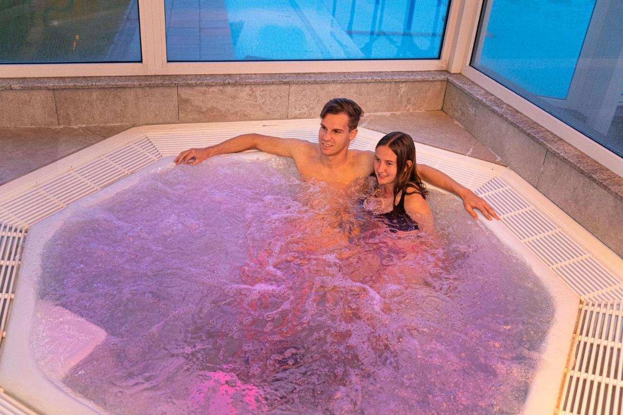 Vakantiepark Wilhelm Tell Vakantieappartement Opglabbeek Ngoại thất bức ảnh